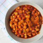 Simple One-Pot Chickpeas bowl