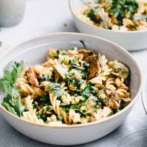 cropped-AMAZING-Vegan-Brussels-Sprout-Pasta-with-plant-based-ingredients-oilfree-SO-flavorful-and-healthy-vegan-glutenfree-brusselssprouts-pasta-recipe-thegreencreator-1.jpg