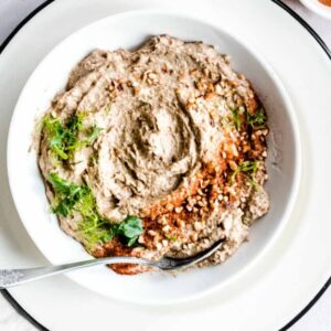 cropped-EASY-NO-OIL-Baba-Ganoush-6-WHOLESOME-ingredients-plantbased-glutenfree-eggplant-recipe-thegreencreator-7.jpg