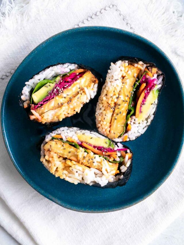 Onigirazu (sushi sandwich)