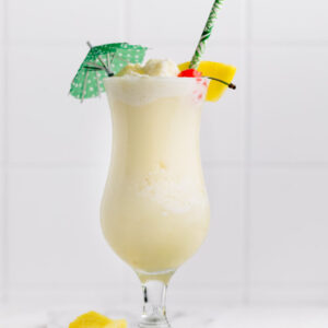 cropped-Frothy-Creamy-Pina-Colada-Mocktail-5-ingredients-tropical-virgin-pinacolada-recipe-TheGreenCreator-14.jpg