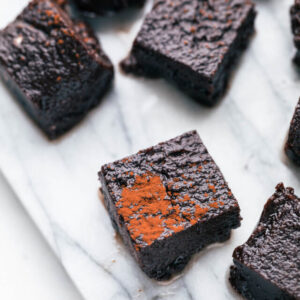 cropped-INCREDIBLE-6-Ingredient-Vegan-Tahini-Chocolate-Vegan-Fudge-Naturally-sweetened-SO-rich-salty-sweet-flavor-glutenfree-nutfree-vegan-chocolate-dessert-recipe-One-Bowl-TheGreenCreator-10.jpg